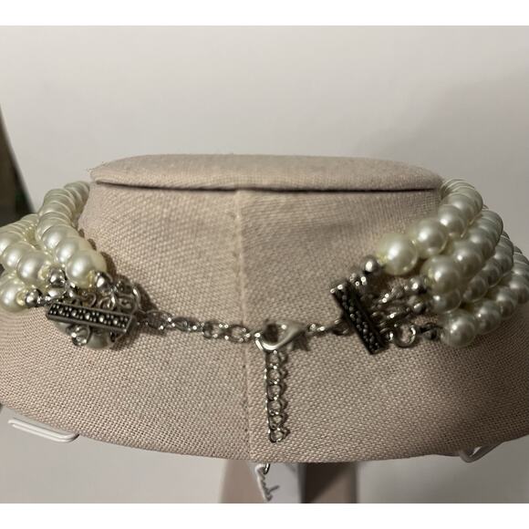 Gold Tone Faux Pearl Choker Necklace Multiple Strand Vintage - Picture 8 of 8